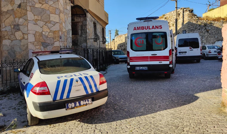 Kuşadası’nda aynı mahallede iki şüpheli ölüm