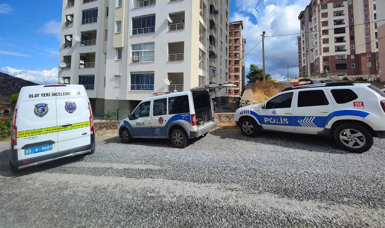 Uydukent'te 7.kattan düşen kadın hayatını kaybetti!