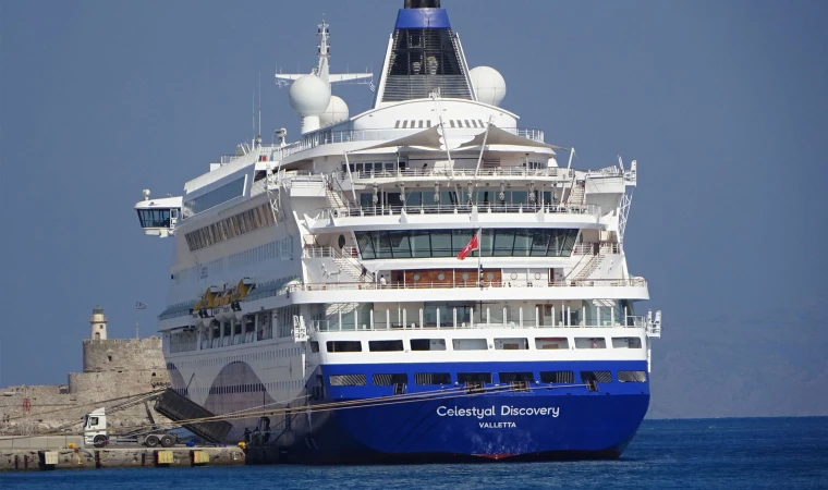 Kuşadası’nın Beklediği Kruvaziyerler Hürmüz Boğazından Geçti