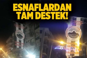 Kuşadası'nın Bir Çok Noktası Bayraklarla Donatıldı!