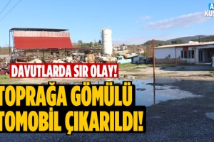 Kuşadası'nda İlginç Olay! Toprağa Gömülü Otomobil Çıkarıldı!