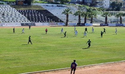 Kuşadasıspor Bornova 1877'yi dörtledi