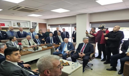 TOBB Başkanı Hisarcıklıoğlu’ndan Kuşadası’nda 60 milyarlık kredi müjdesi