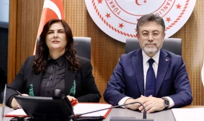 AKP'li Tarım Bakanı Yumaklı’dan AKP'li Aydın Büyükşehire ‘Uygunsuzluk’ eleştirisi