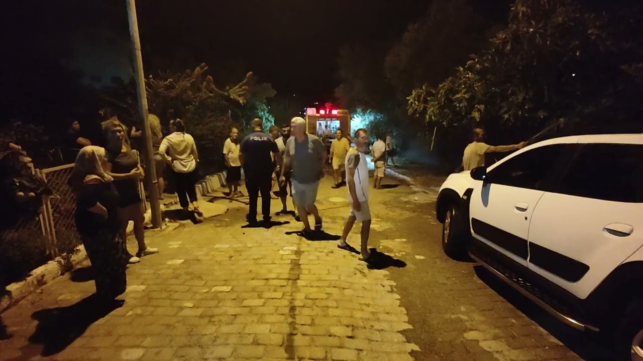 Kuşadası’nda kızına hediye aldığı otomobil dakikalar içinde yandı: LPG tankı patladı! Kuşadası’nda kızına hediye aldığı otomobil dakikalar içinde yandı: LPG tankı patladı!